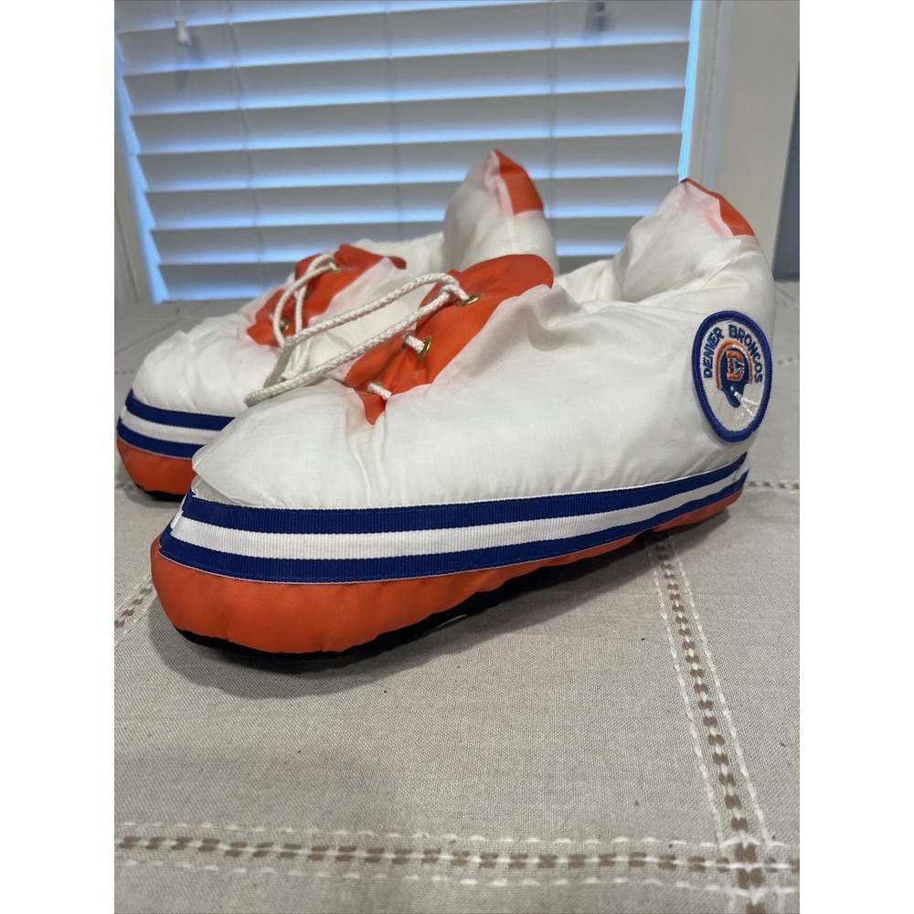 Vintage Retro Carousel By Guy DENVER BRONCOS NFL Puffy Shoe Slippers Medium.
